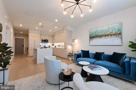737 Swann Ave #108, Alexandria, VA 22301