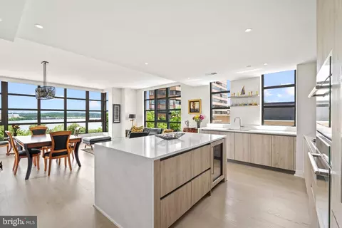 1201 N Royal St #404, Alexandria, VA 22314
