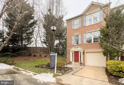 925 Rolfe Pl, Alexandria, VA 22314