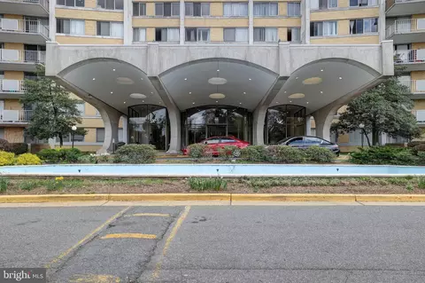 301 N Beauregard St #618, Alexandria, VA 22312