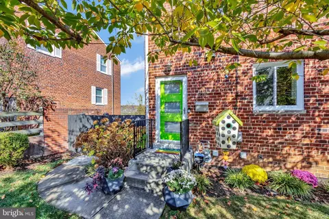 215 Tennessee Ave, Alexandria, VA 22305