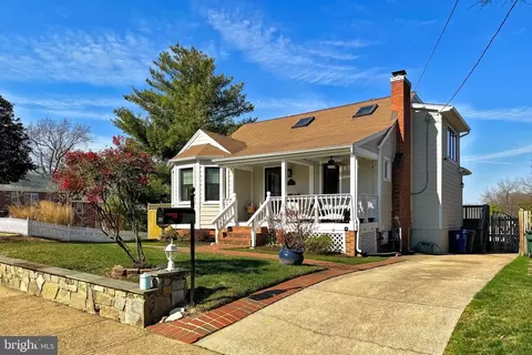 300 Ashby St, Alexandria, VA 22305