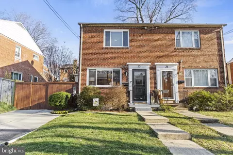 30 S Gordon St, Alexandria, VA 22304
