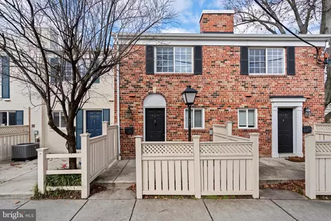 1507 N A N Van Dorn St #1507A, Alexandria, VA 22304