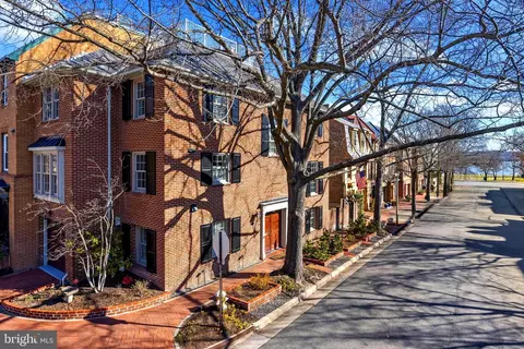 401 N Lee St, Alexandria, VA 22314