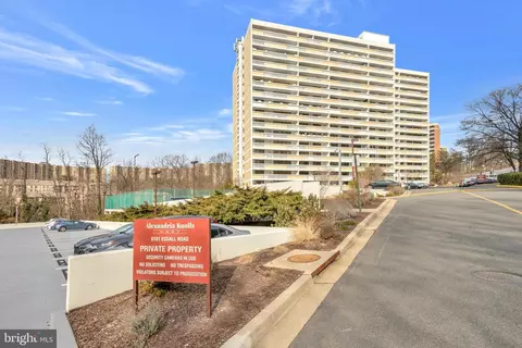 6101 Edsall Rd #1210, Alexandria, VA 22304