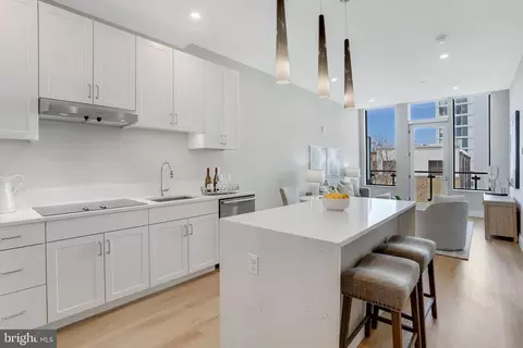 801 N Fairfax St #411, Alexandria, VA 22314