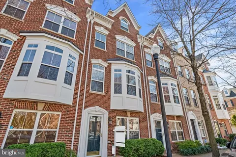 266 Cameron Station Blvd, Alexandria, VA 22304