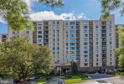 6300 Stevenson Ave #407, Alexandria, VA 22304