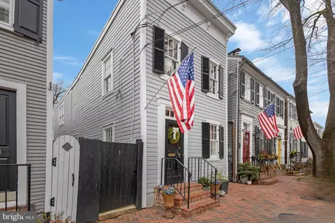711 S Lee St, Alexandria, VA 22314