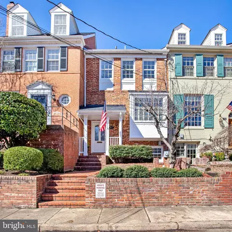 917 S Lee St S, Alexandria, VA 22314
