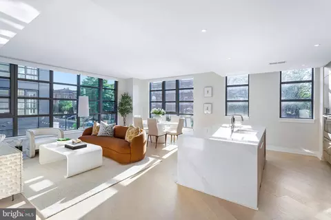 1201 N Royal St #411, Alexandria, VA 22314