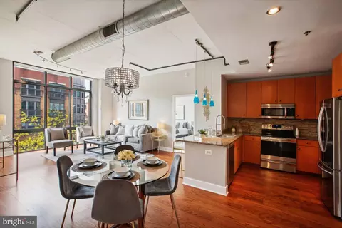 520 John Carlyle St #230, Alexandria, VA 22314
