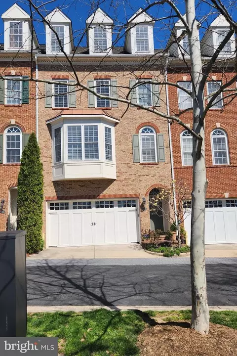 3523 Goddard Way, Alexandria, VA 22304