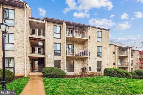 6137 Edsall Rd #G, Alexandria, VA 22304