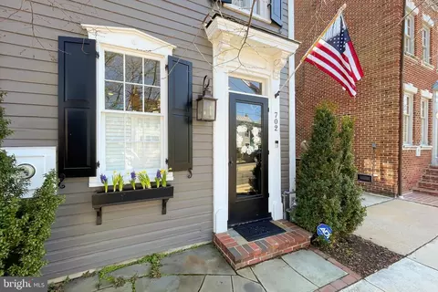 702 S Fairfax St, Alexandria, VA 22314