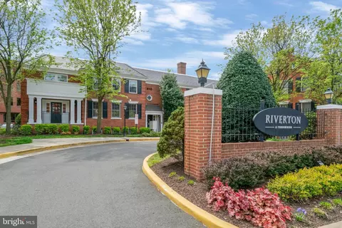 610 Bashford Ln #1311, Alexandria, VA 22314