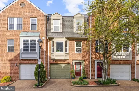 1257 Madison St, Alexandria, VA 22314