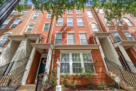 421 Cameron Station Blvd, Alexandria, VA 22304