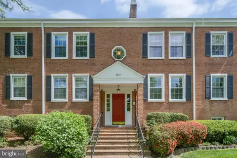 4912 28th St S #B1, Arlington, VA 22206