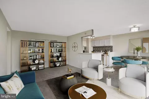 16 S Van Dorn St #502, Alexandria, VA 22304