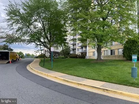 301 N Beauregard St #914, Alexandria, VA 22312
