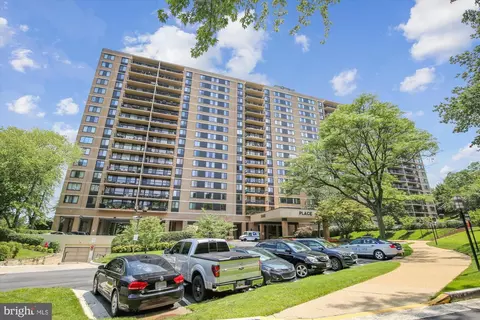 5500 Holmes Run Pkwy #206, Alexandria, VA 22304