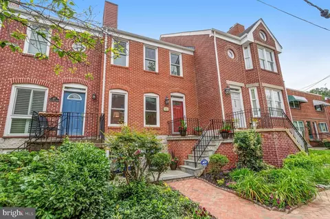 615 N West St, Alexandria, VA 22314