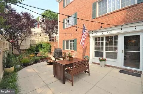 1445 N B N Van Dorn St, Alexandria, VA 22304