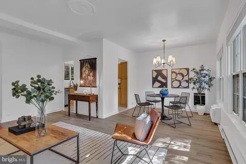 3484 Martha Custis Dr, Alexandria, VA 22302