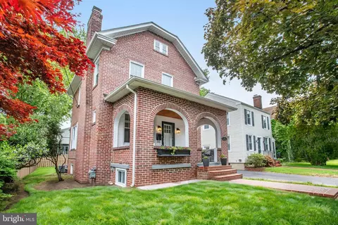 24 W Spring St, Alexandria, VA 22301