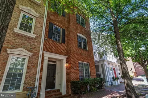 506 Pendleton St, Alexandria, VA 22314