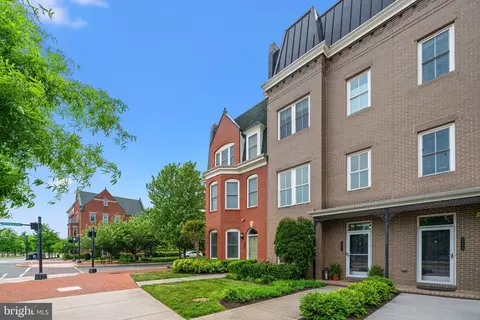 2202 Potomac Ave, Alexandria, VA 22301