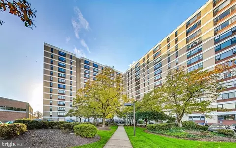 4600 Duke St #1123, Alexandria, VA 22304