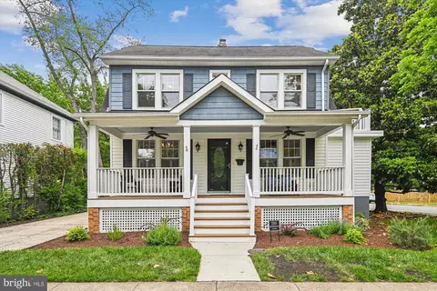 2101 Commonwealth Ave, Alexandria, VA 22301