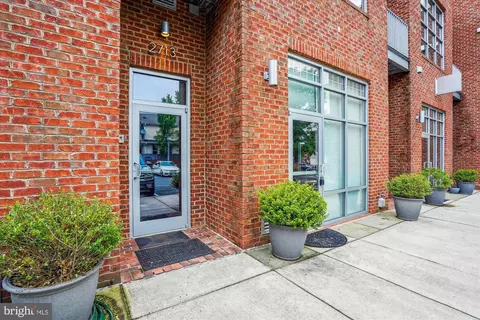 2713 Mount Vernon Ave #A2, Alexandria, VA 22301