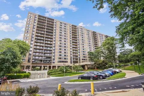 5500 Holmes Run Pkwy #412, Alexandria, VA 22304