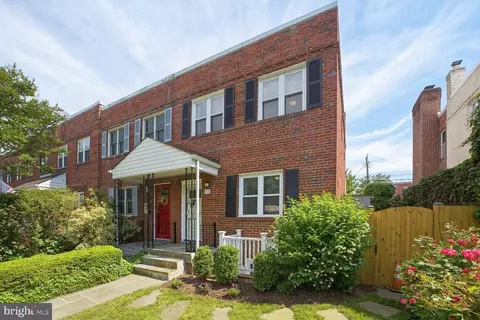 515 E Luray Ave, Alexandria, VA 22301