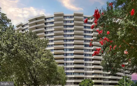 6301 Stevenson Ave #1005, Alexandria, VA 22304