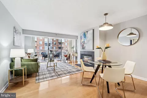 1200 Braddock Pl #704, Alexandria, VA 22314