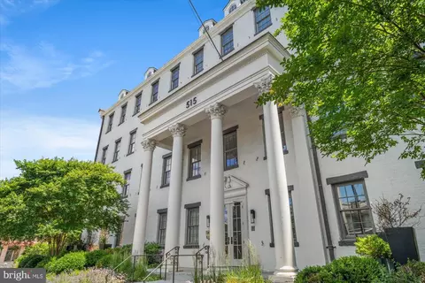 515 N Washington St #201, Alexandria, VA 22314