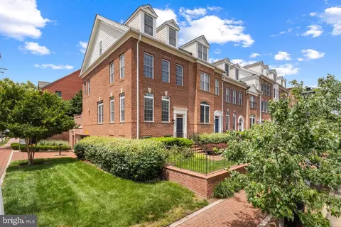 1503 Portner Rd, Alexandria, VA 22314