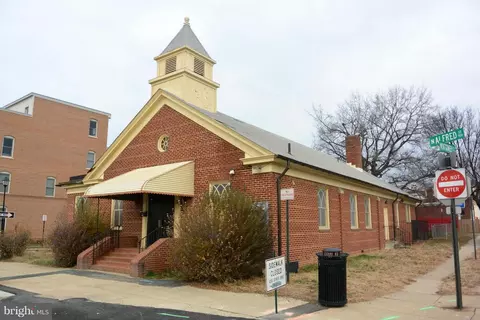 901 Alfred St N, Alexandria, VA 22314