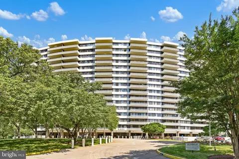 6301 Stevenson Ave #506, Alexandria, VA 22304