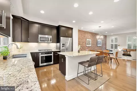 931 Parker Gray School Way, Alexandria, VA 22314