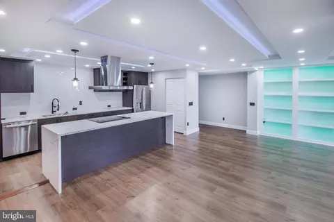 6101 Edsall Rd #803, Alexandria, VA 22304