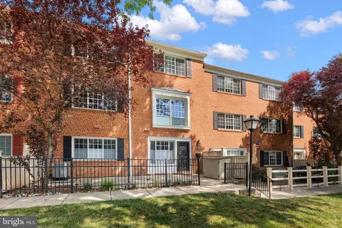 1443 Van Dorn St # -A, Alexandria, VA 22304