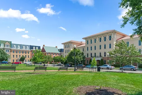 2411 Conoy St, Alexandria, VA 22301