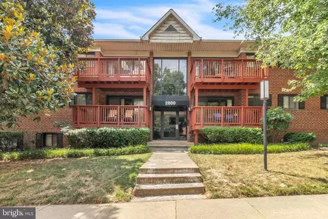 2800 Dartmouth Rd #2, Alexandria, VA 22314