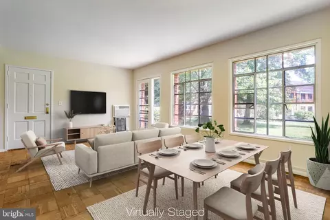 1911 N Quaker Ln, Alexandria, VA 22302